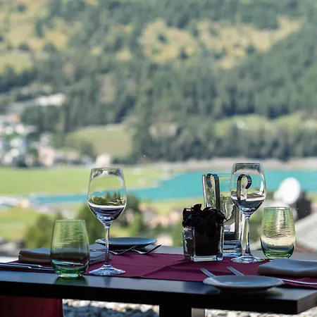 Alpine Rock Hotel Surlej