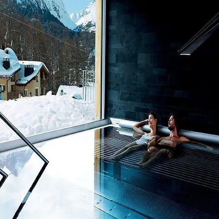 Alpine Rock Hotel 3*